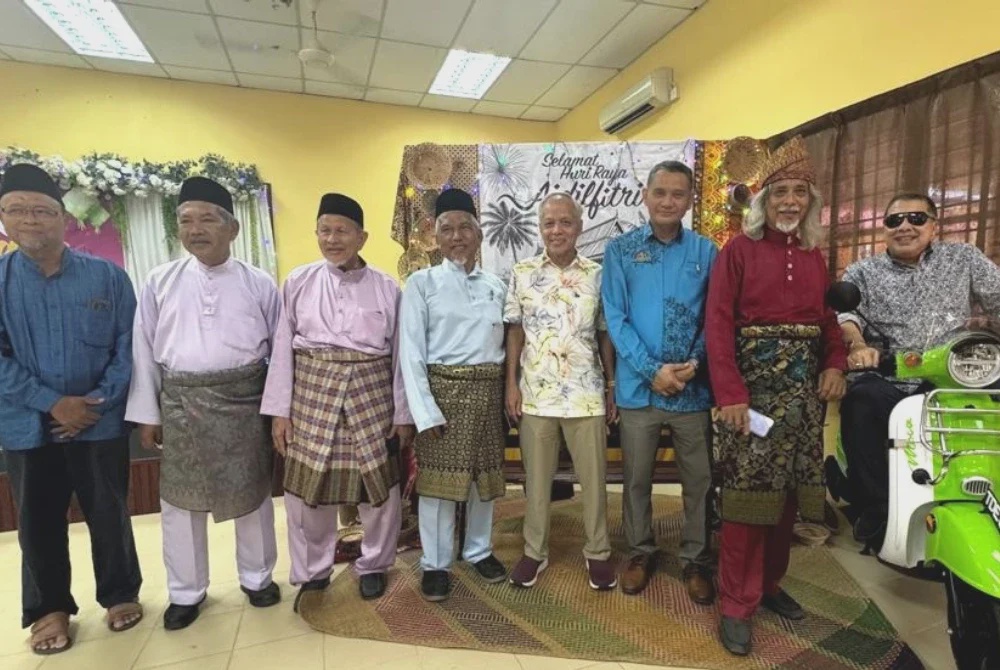 Image from: Lebih 400 warga emas meriahkan sambutan raya PAWE Besut