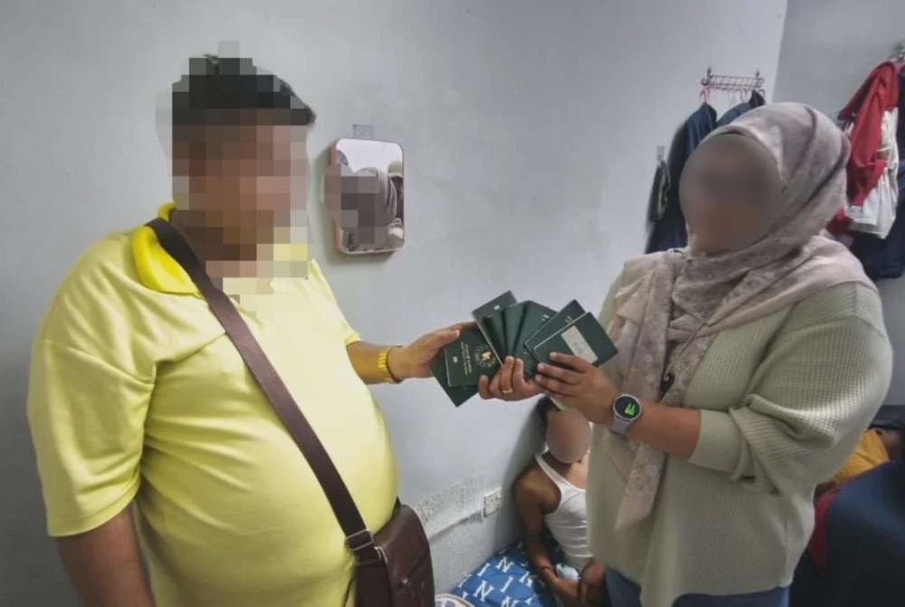 Image from: Warga Bangladesh sanggup bayar RM15,000 seludup masuk Malaysia