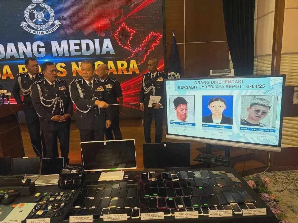 Image from: [VIDEO] Sindiket penipuan dalam talian tumpas, RM57.68 juta aset dirampas