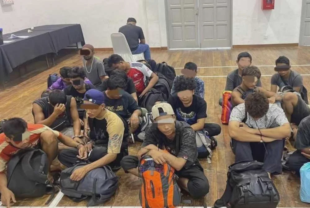 Image from: Warga Myanmar paling ramai seludup masuk melalui Sungai Golok