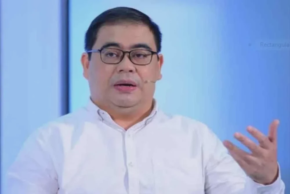 Image from: Tiga jangkaan hala tuju Rafizi, Nik Nazmi