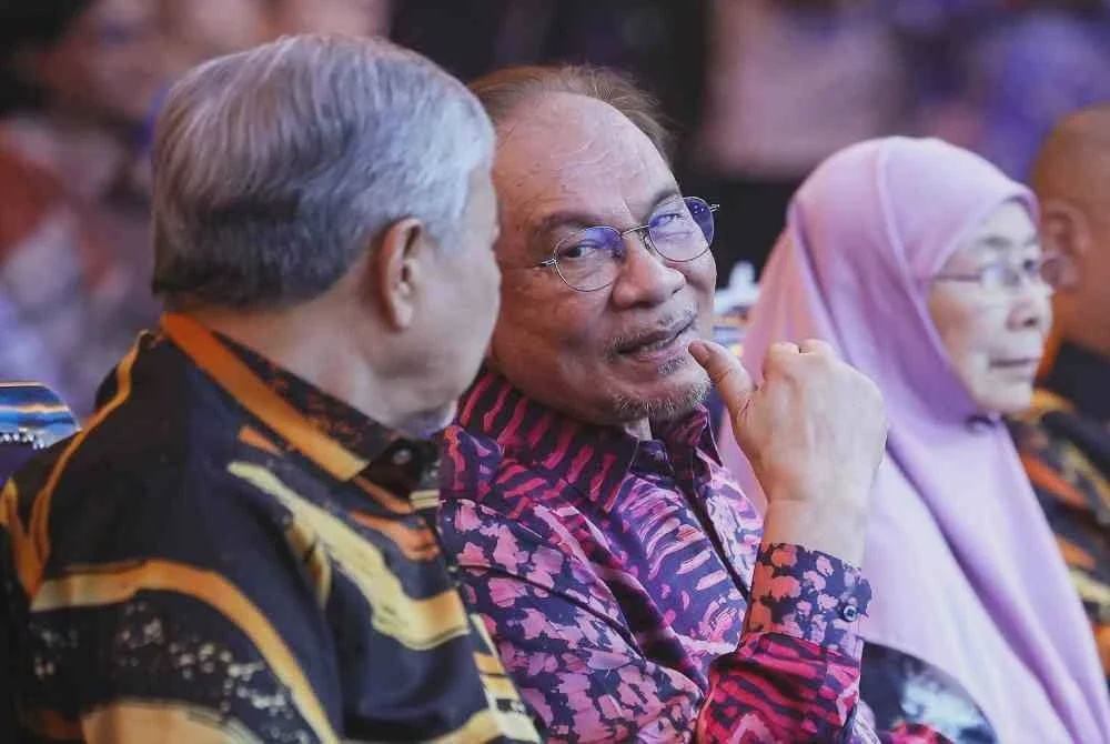 Image from: Isu UEC: 'Itu 40 tahun lalu, sekarang semua cakap Melayu' - PM