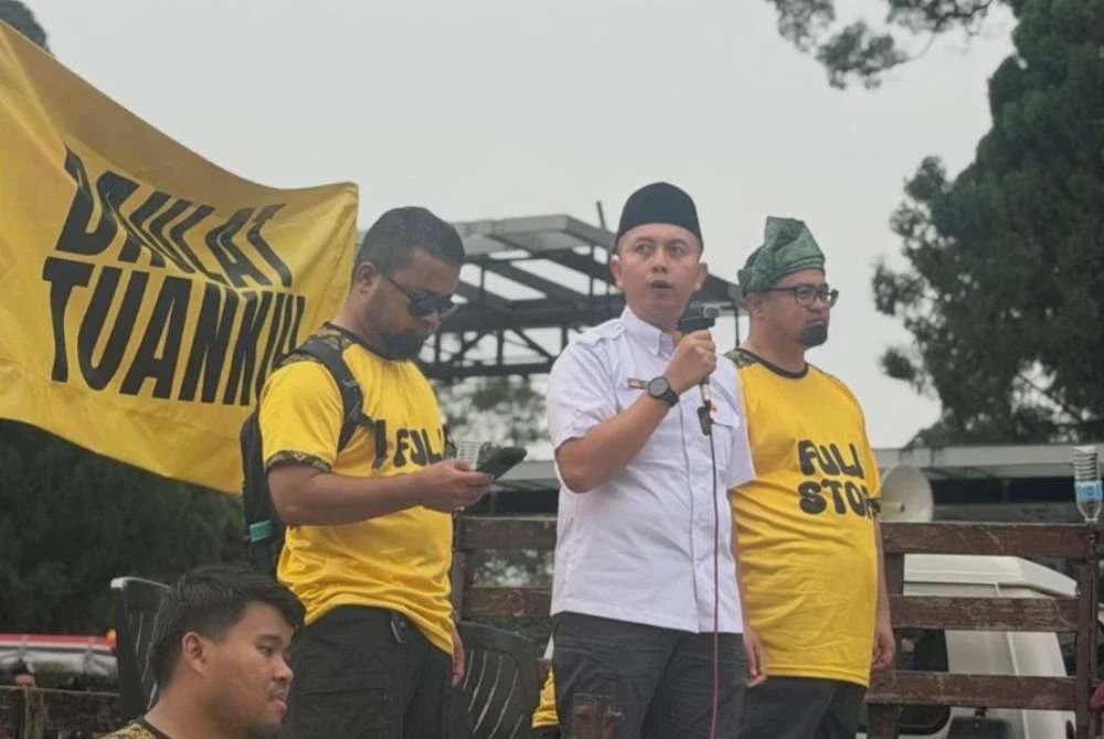 Image from: Himpunan Daulat Tuanku tentang habis-habisan penderhakaan terhadap Islam, institusi diraja