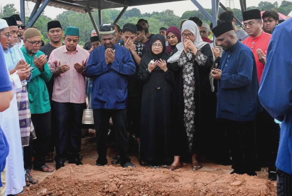 Image from: 'Gadis yang parah itu sepatutnya bakal isteri anak saya, sudah rancang mereka kahwin tahun depan' - Akberdin