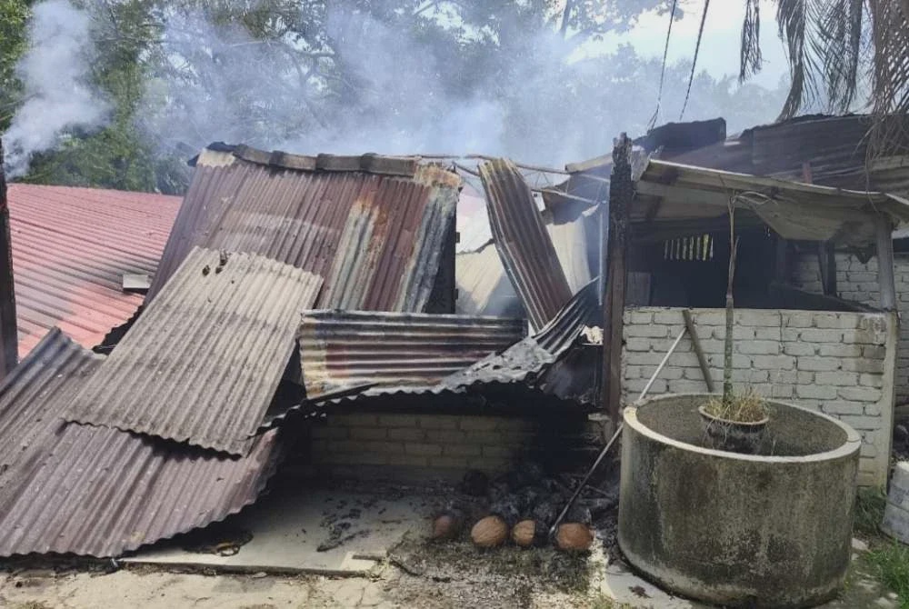 Image from: Lelaki rentung rumah terbakar dalam kebun