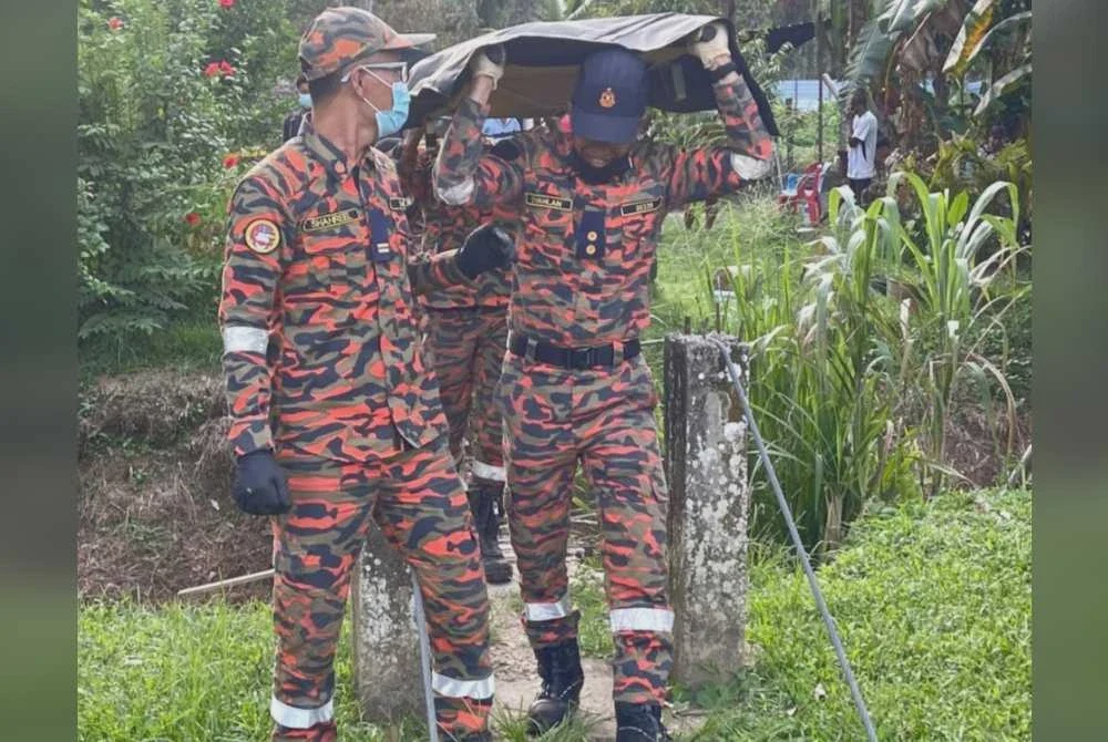 Image from: Lelaki rentung rumah terbakar dalam kebun