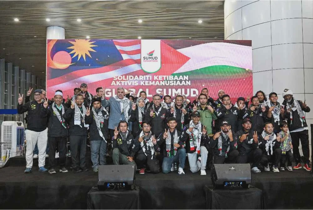 Image from: 'Kalau papa tak kembali jangan risau, selepas 10 tahun saya akan pergi ke Gaza' - Anak Kapten Siva