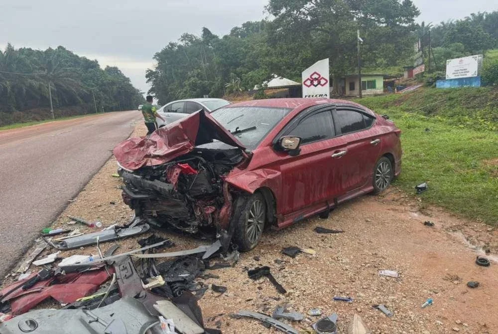 Image from: Inspektor polis dan isteri maut, 6 cedera nahas dua kereta di Jalan Kuantan-Segamat