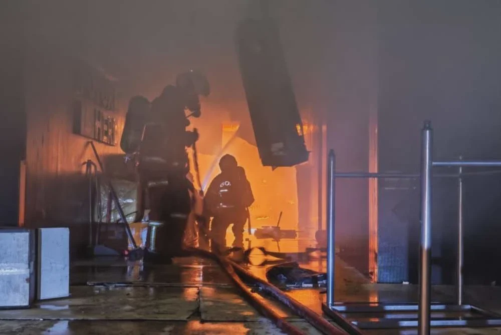 Image from: Pekerja maut pusat hiburan terbakar