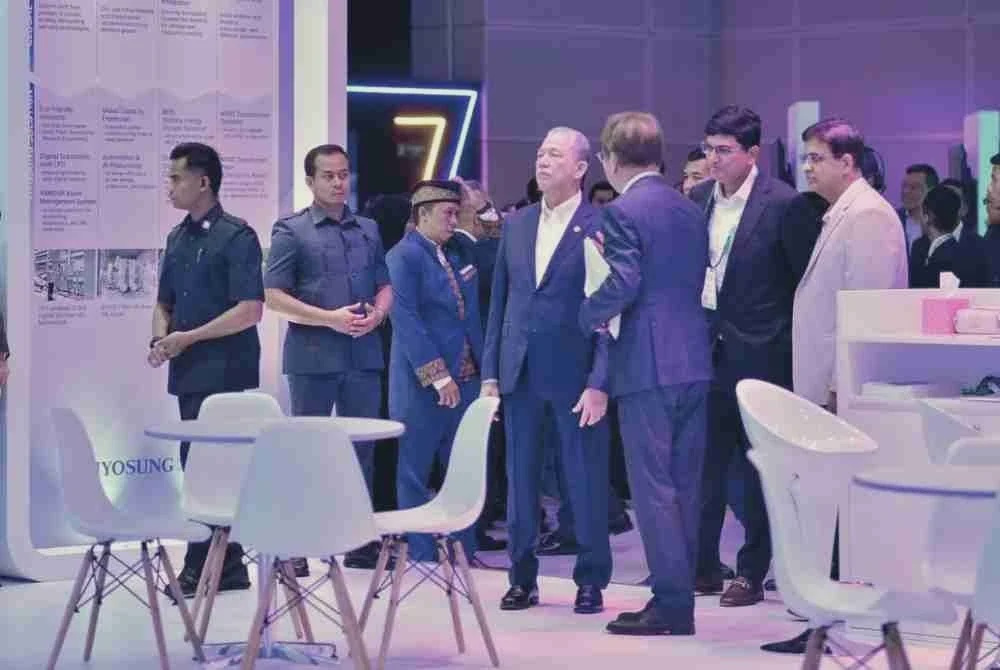Image from: Malaysia perkukuh peralihan tenaga, TNB labur RM43 bilion naik taraf grid