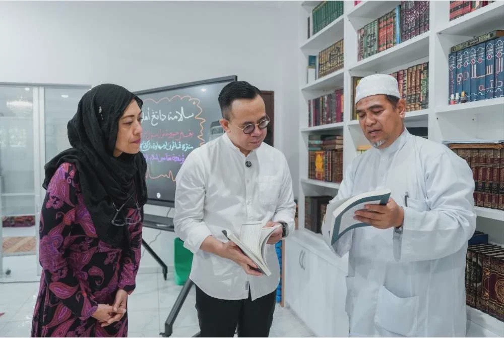 Image from: 'Tok Ayah Rosli figura satukan masyarakat tanpa mengira latar belakang'
