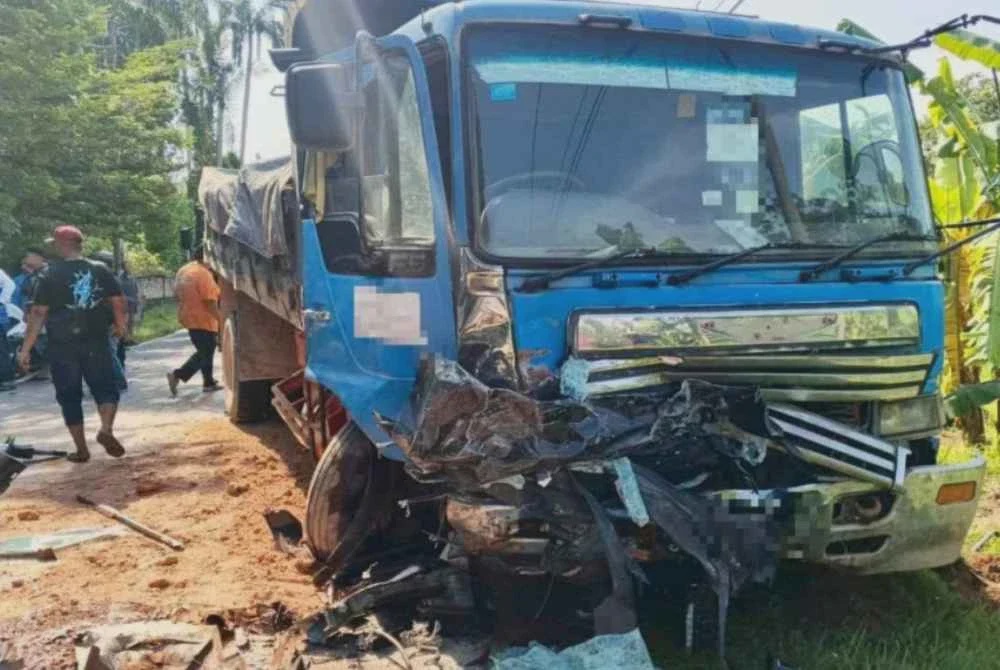 Image from: Enam sekeluarga termasuk bayi maut SUV bertembung lori tanah