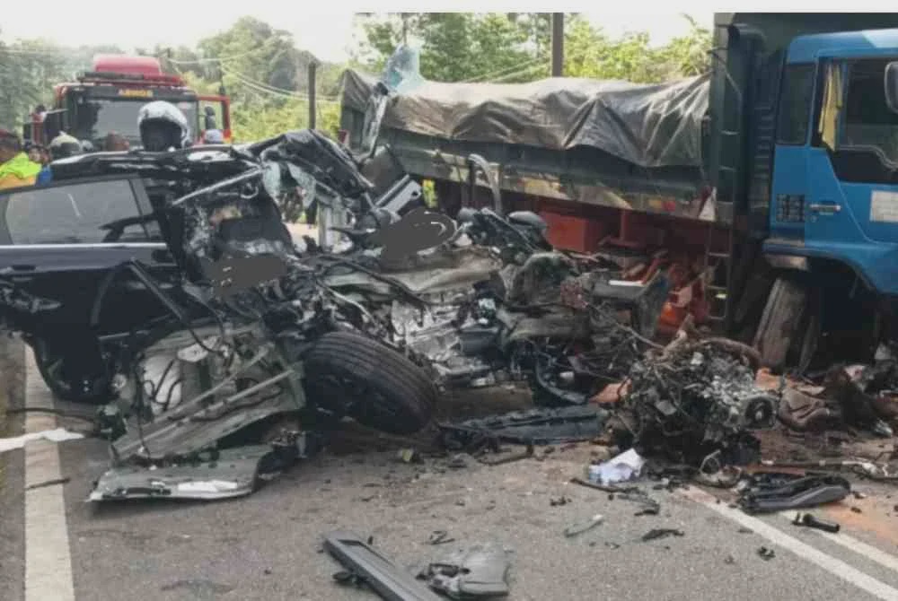Image from: Enam sekeluarga maut: Polis sahkan Ahmad Fahim pandu X50, bukan Lans Koperal Ahmad Shafiq