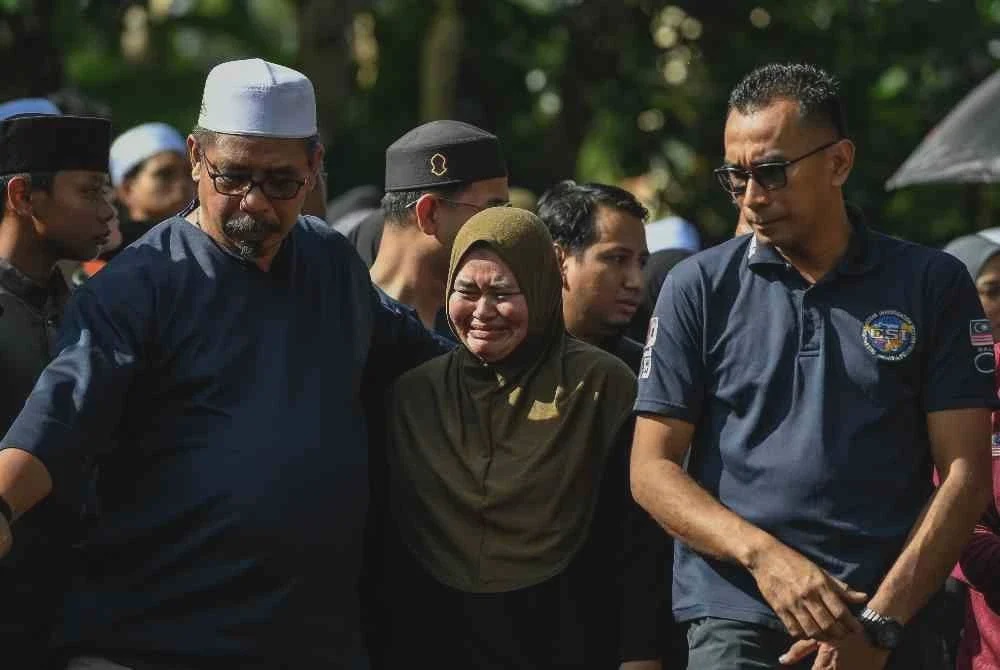 Image from: Enam sekeluarga maut: Polis sahkan Ahmad Fahim pandu X50, bukan Lans Koperal Ahmad Shafiq