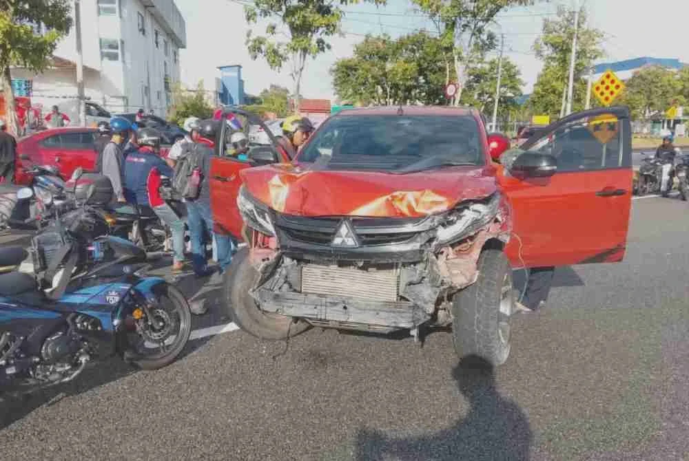 Image from: Lelaki pandu melulu, berbahaya rempuh beberapa kenderaan miliki 17 rekod lampau