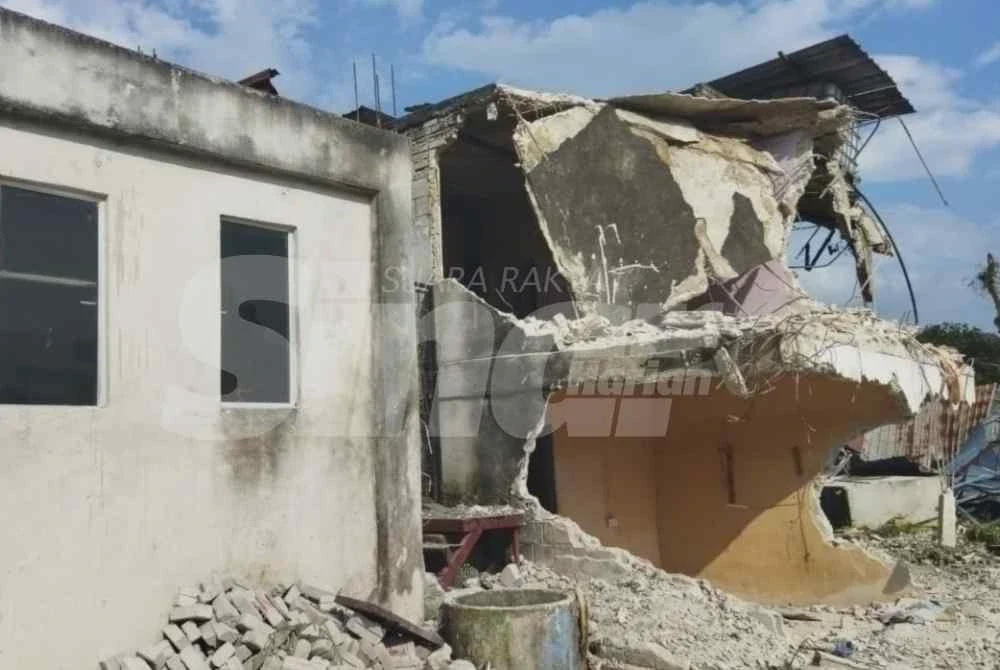 Image from: Pemilik bangunan robohkan penempatan Rohingya di Hulu Langat