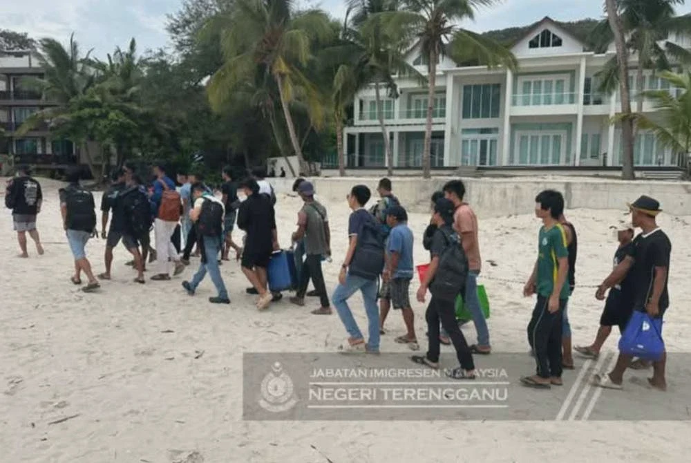 Image from: Warga tempatan diberi amaran keras, jangan jadi dalang lindungi PATI
