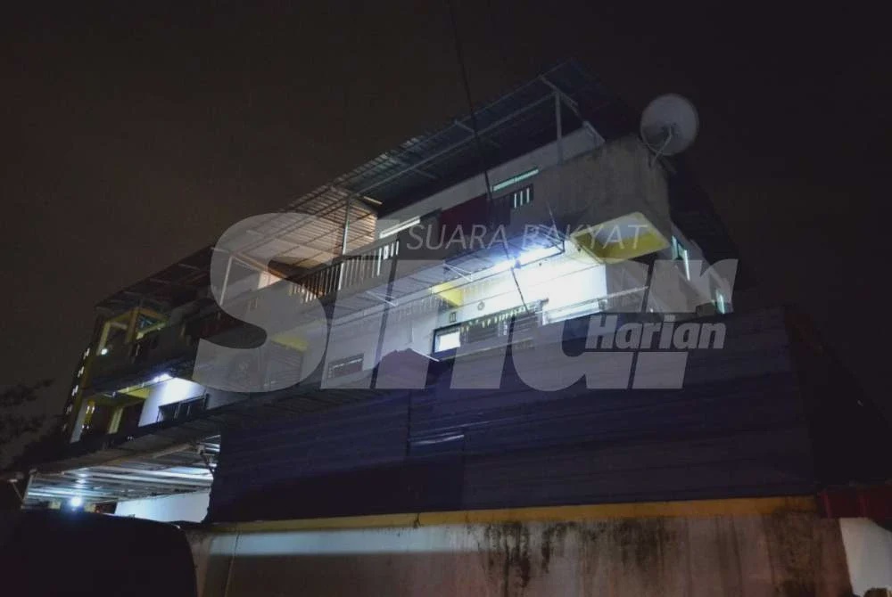 Image from: Dalam proses mohon kad UNHCR alasan warga asing elak dicekup