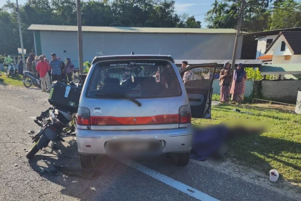 Image from: Suami isteri warga emas maut, motosikal gagal elak kereta