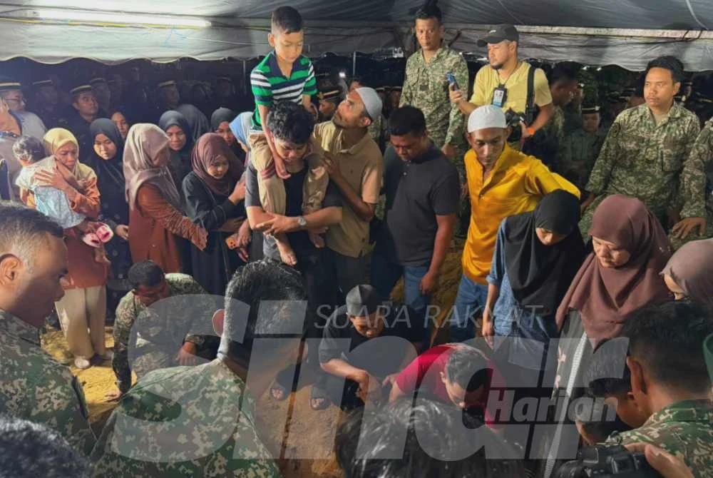 Image from: 'Saya rasa sayang sangat tengok dia' - Ibu Koperal Norazmi