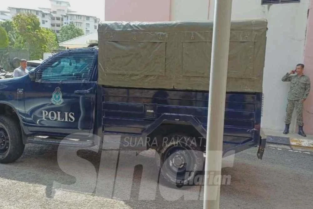 Image from: Kakak dedah perbualan terakhir Prebet Siti Khadijah