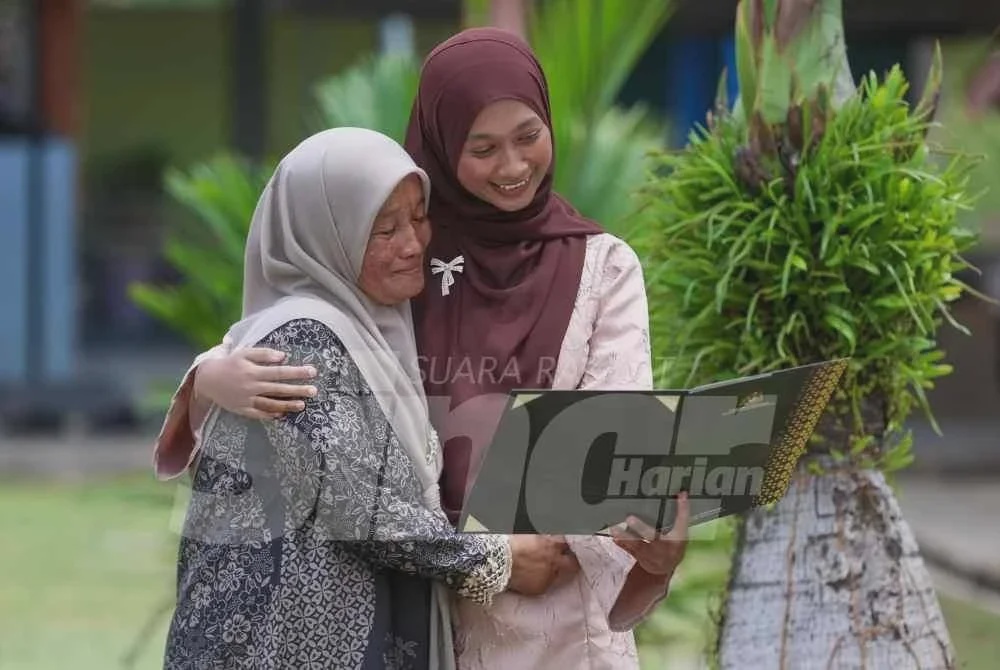 Image from: Anak tukang cuci raih keputusan cemerlang STPM