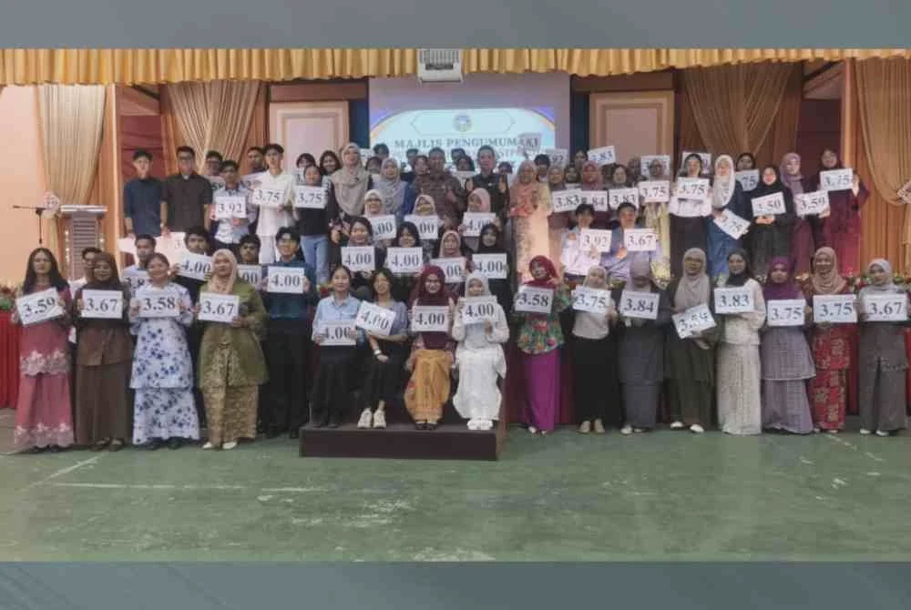 Image from: Jaga ayah strok bukan penghalang dua beradik cemerlang STPM