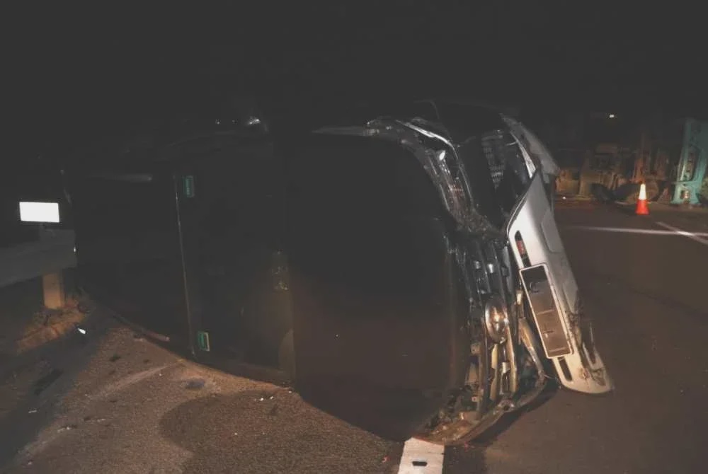 Image from: Pegawai media TPM antara tujuh cedera kemalangan di LPT