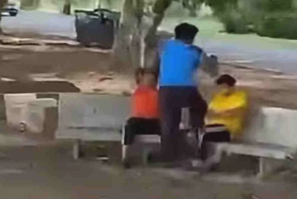 Image from: Dituduh ganggu teman wanita, pelajar ditendang rakan sekolah