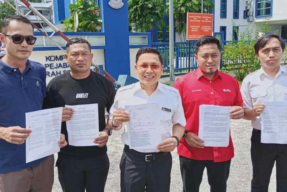 Image from: [VIDEO] Kenyataan Puad Zarkashi sentuh 3R - Pemuda UMNO Johor