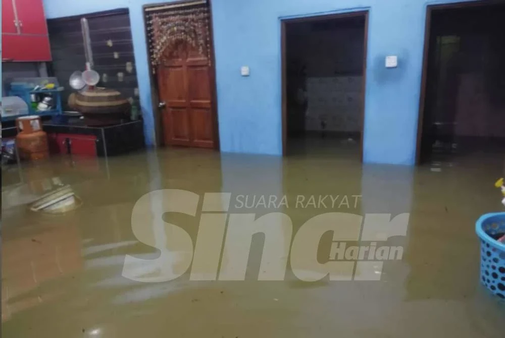 Image from: 'Tiga hari tiga malam kami terperangkap'