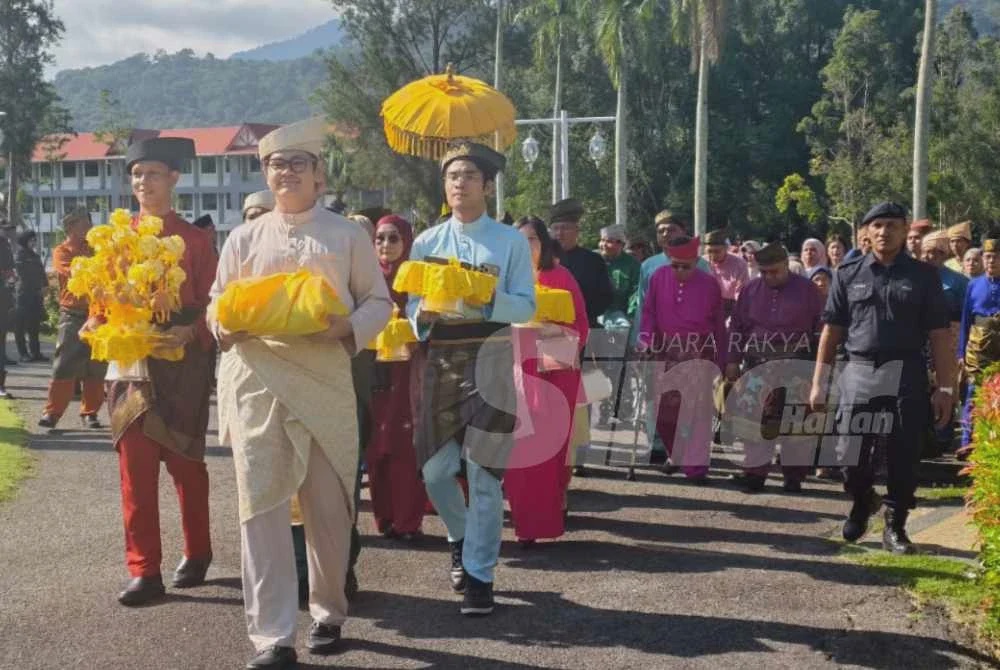 Image from: Muhammad Faris dizahirkan Undang Luak Sungei Ujong ke-11