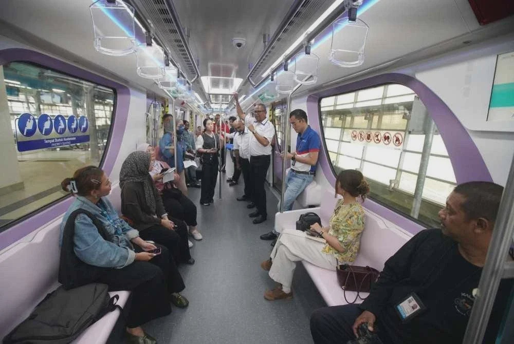 Image from: LRT3 perkukuh pengangkutan awam negara