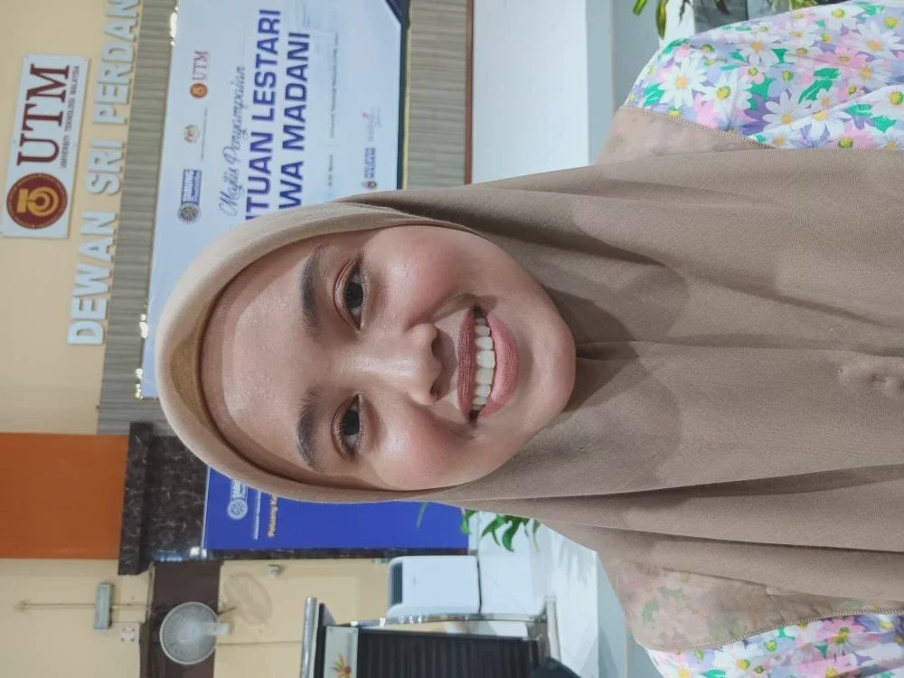 Image from: 125 mahasiswa UTM terima Bantuan Lestari Siswa Madani