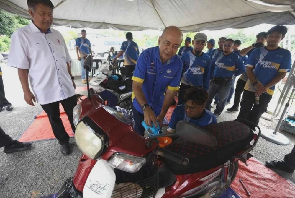 Image from: UniMAP isytihar SMK Ayer Lanas sebagai sekolah angkat