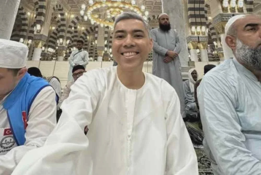 Image from: Pramugara popular Hafeez Al Bukhary meninggal dunia