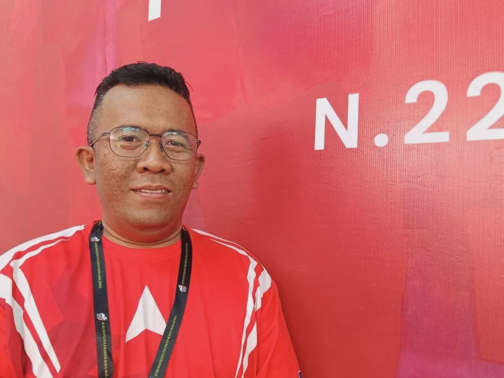 Image from: Angkat politik khidmat, tolak sentimen perkauman