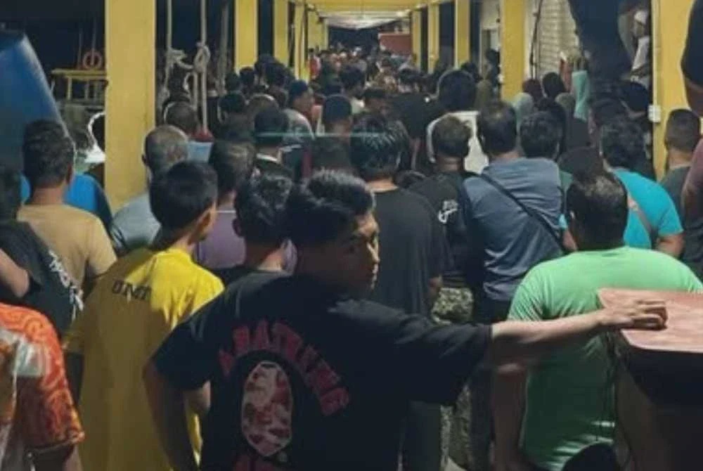 Image from: Bot karam ketika candat sotong: Nelayan maut sempat potong tali sauh selamatkan 11 nyawa