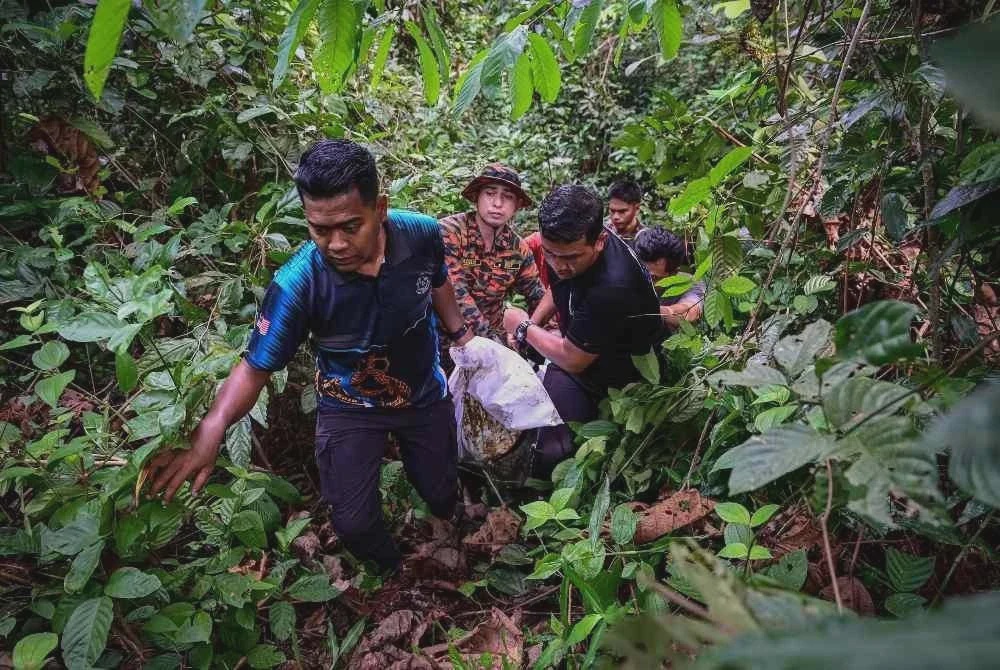 Image from: 'Saya hanya mampu melihat Nor Haslini terkapai-kapai sebelum tenggelam' - Bapa