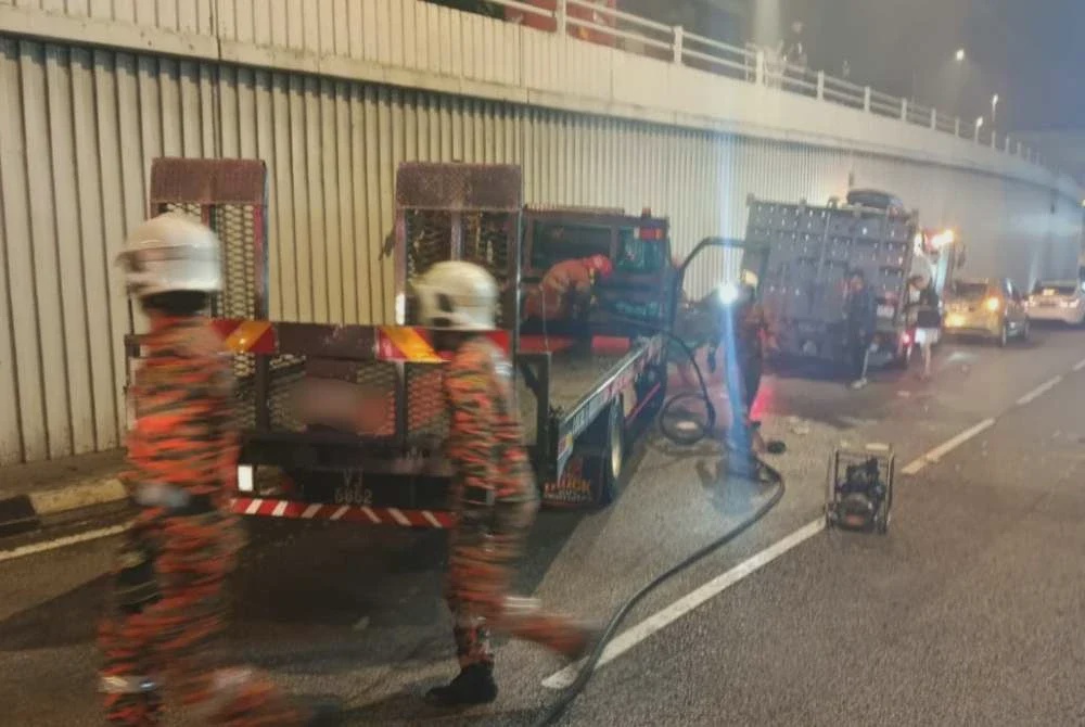 Image from: Pemandu, kelindan lori tunda tersepit nahas tiga kenderaan