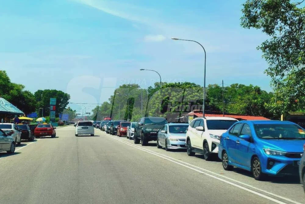 Image from: Rakyat Malaysia kembali serbu Thailand