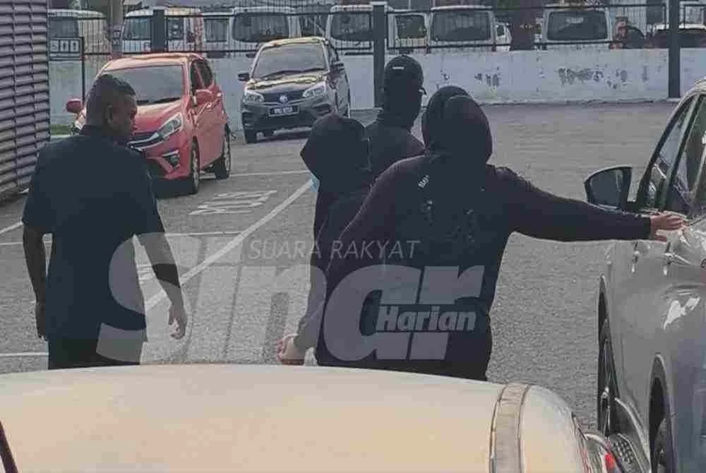 Image from: Kes tikam pelajar: Remaja perempuan dihantar ke Hospital Bahagia