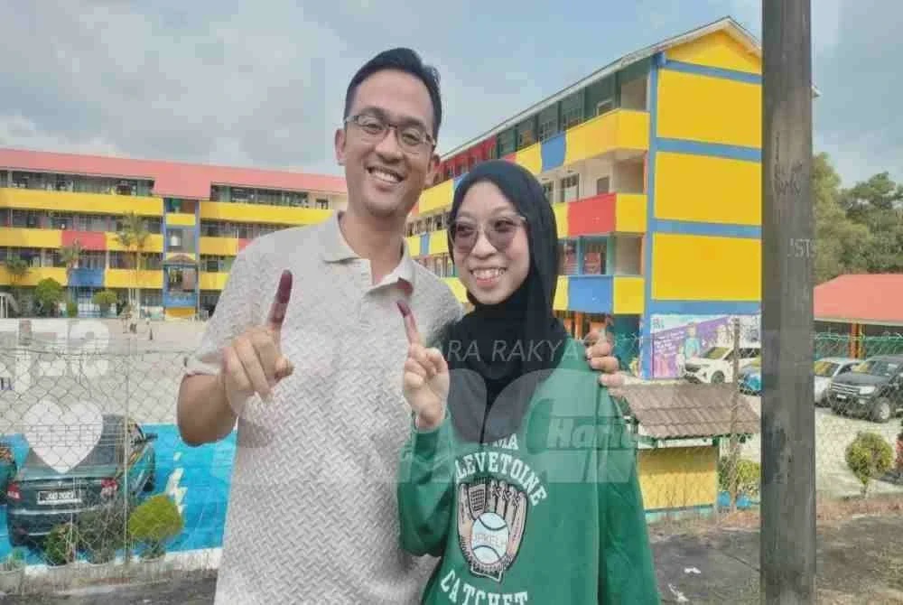 Image from: [VIDEO] 'Ingatkan kena beratur panjang'