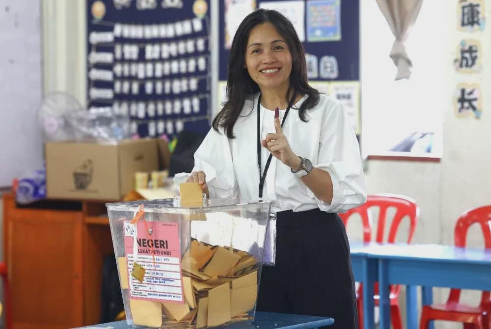 Image from: PRN Johor: Pemimpin parti antara terawal mengundi