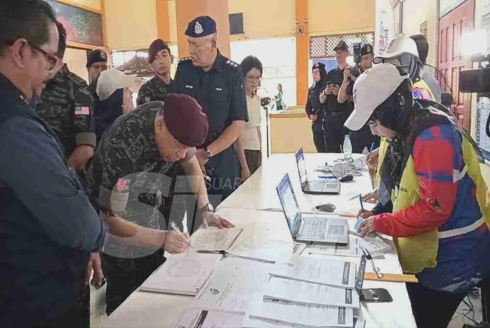 Image from: PRN Johor: Polis terima 90 laporan, 25 kertas siasatan dibuka