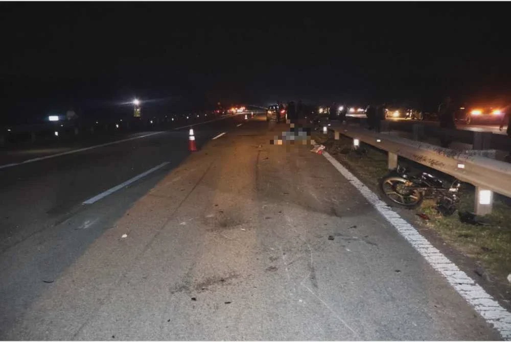 Image from: Pemandu Vios dakwa motosikal RXZ ditunggang laju, rempuh dari belakang sebelum kemalangan berantai
