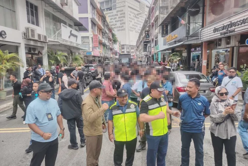 Image from: Lembah Klang rekod 100 hotspot warga asing