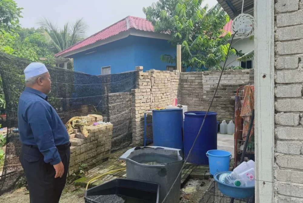 Image from: Tular anak tarik tudung ibu, pegang senjata tajam depan pejabat zakat
