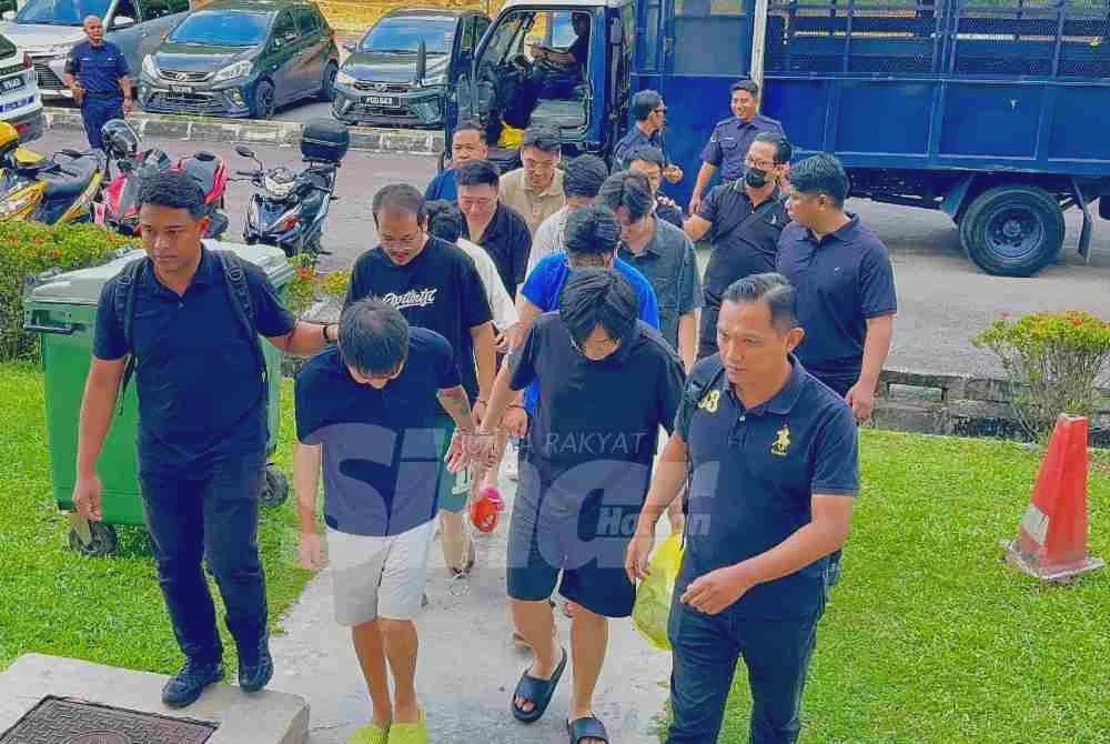 Image from: [VIDEO] Sembilan warga China mengaku tidak bersalah terlibat ‘Love Scam’