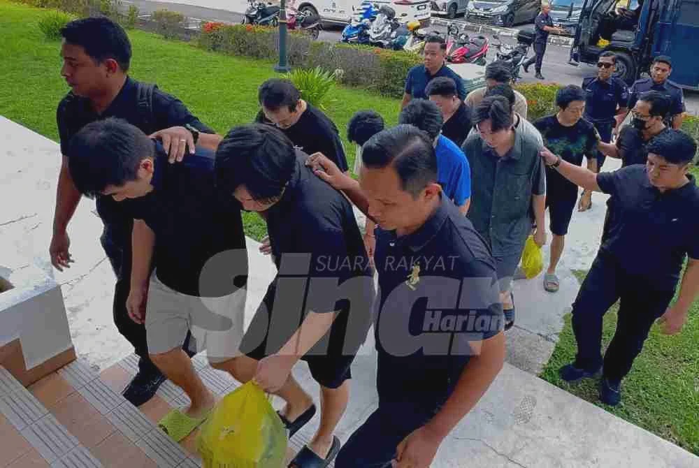 Image from: [VIDEO] Sembilan warga China mengaku tidak bersalah terlibat ‘Love Scam’